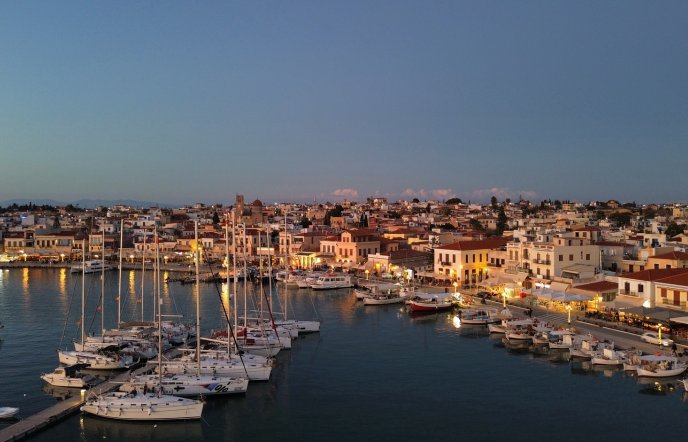 5 οικονομικοί προορισμοί για το Πάσχα