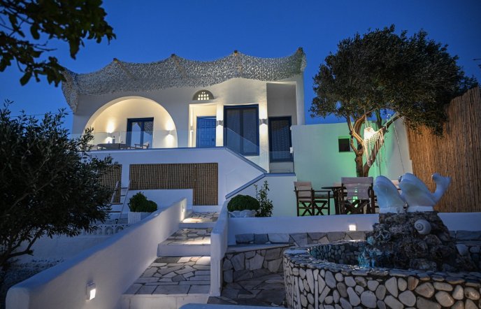 Vetus Portum Suites Tinos: Σύγχρονη φιλοξενία σε ένα ιστορικό σημείο της Τήνου