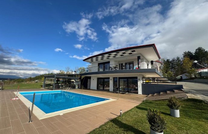 Villa Rafaela: Πολυτελής απόδραση στα Γρεβενά