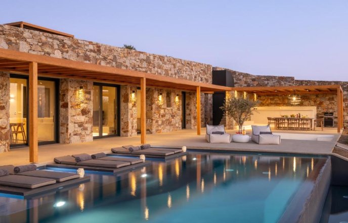 Vista Blue Villas Naxos: Πολυτέλεια μέσα στην ηρεμία της φύσης