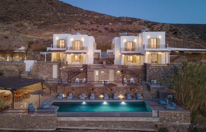 Kastella Sunset Villas: Η απόλυτη ηρεμία στην Κύθνο με θέα το Αιγαίο