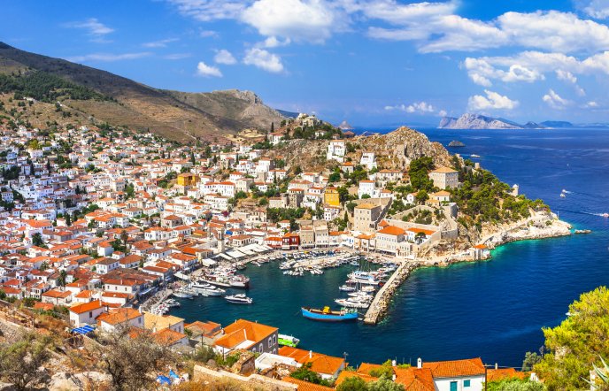 Ύδρα: Πάσχα στο κοσμοπολίτικο νησί του Αργοσαρωνικού