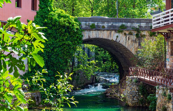 Πάσχα στη Λιβαδειά: Εκεί όπου η χτυπά η καρδιά της ρουμελιώτικης παράδοσης