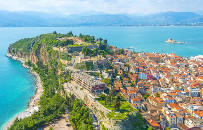 Πρωτομαγιά 2026: Οι πιο δημοφιλείς προορισμοί σε Ελλάδα και εξωτερικό