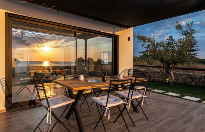 Olivo Mare: Απόδραση με φόντο το ηλιοβασίλεμα της Κυπαρισσίας