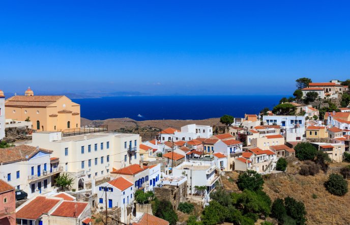 Τζια: Όλα όσα αξίζει να δείτε και να κάνετε στο πιο κοντινό νησί των Κυκλάδων