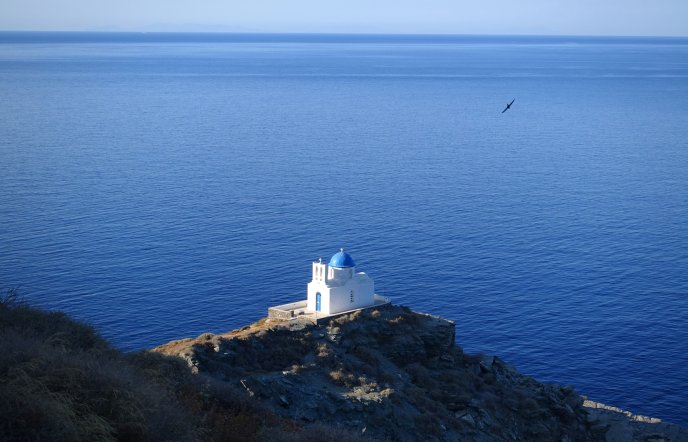 Σίφνος: Οδηγός Διακοπών - Οι παραλίες, το φαγητό και τα αξιοθέατα