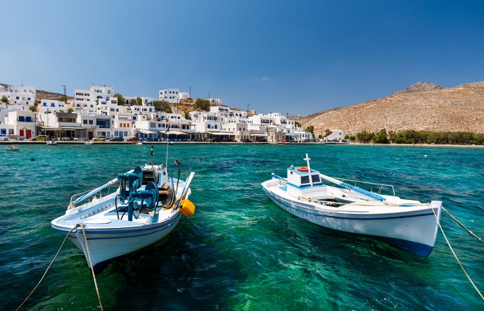 Τήνος: Οδηγός Διακοπών - Οι παραλίες, το φαγητό και τα αξιοθέατα