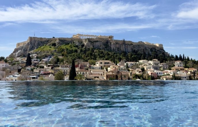 THE DOLLI: «To ομορφότερο ξενοδοχείο στον κόσμο» με υπογραφή PRIX VERSAILLES