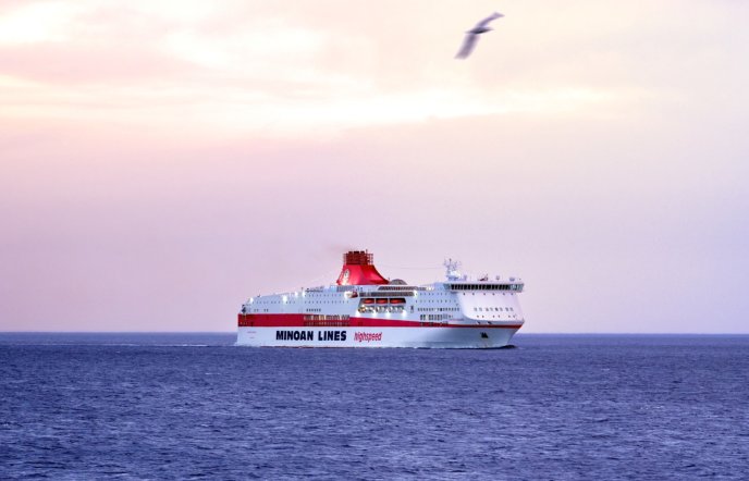 MINOAN LINES: Ταξιδεύουμε στη Μήλο με εκπτώσεις έως 50%