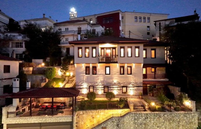 Manor House est. 1890: A historic manor house in the heart of Kastoria