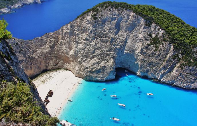 Καταγάλανα νερά, ειδυλλιακά τοπία! Αυτές είναι οι πέντε πιο όμορφες παραλίες στον κόσμο [εικόνες]