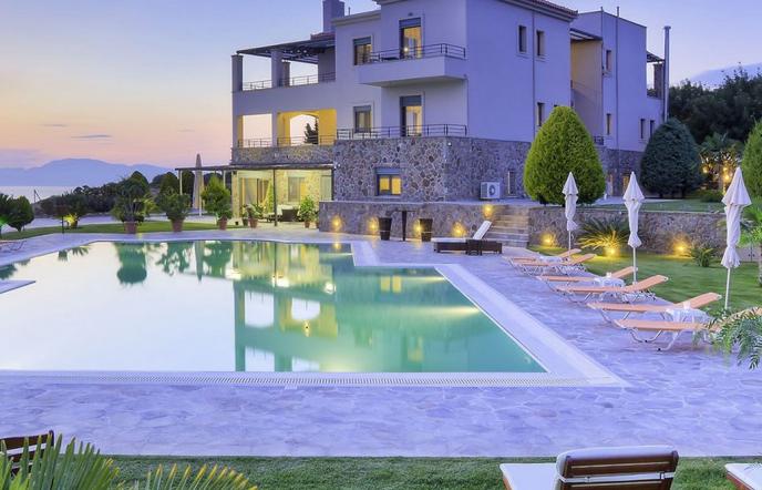 Marini Luxury Apartments & Suites: Εκεί που η πολυτέλεια συναντά τη σπιτική φιλοξενία