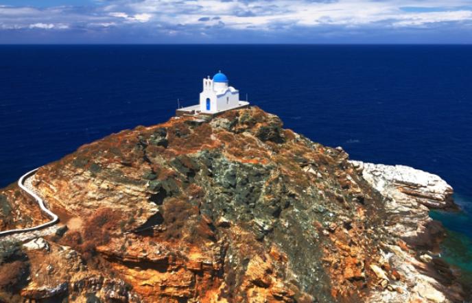 Η Daily Mail αποθεώνει τη Σίφνο (pics)