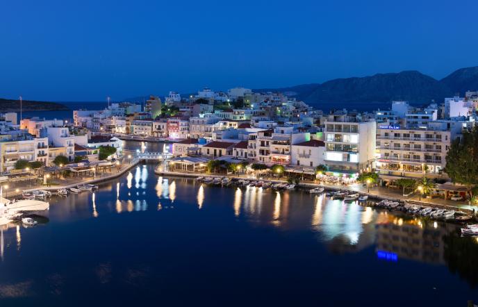 Θαλασσινά μοτίβα στον Άγιο Νικόλαο και την Ελούντα