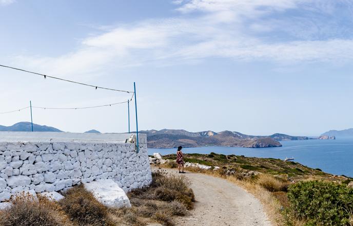 Η Μήλος με τις αμέτρητες παραλίες και την πλούσια ιστορία