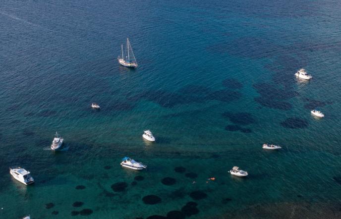 Υδρούσα: Ένα γραφικό νησάκι… στην Αττική