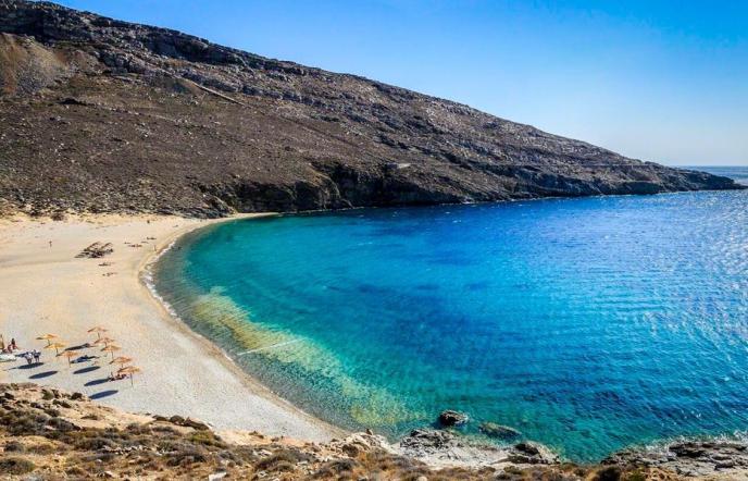 Στη Σέριφο η πρώτη παραλία χωρίς καπνιστές!