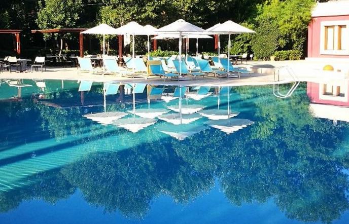 Απόδραση Αγίου Πνεύματος στην Κορινθία