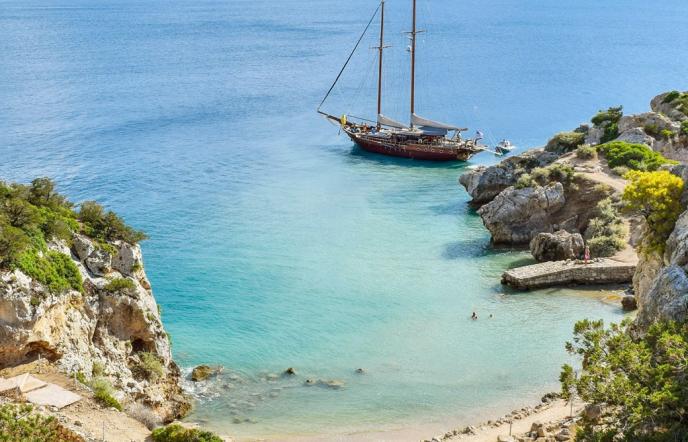 4 μονοήμερες αποδράσεις για βουτιές κοντά στην Αθήνα