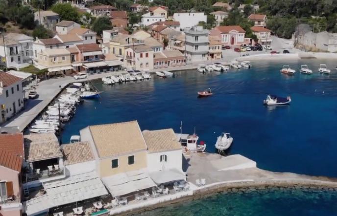 Ένα ταξίδι στο ερωτικό καταφύγιο του θεού Ποσειδώνα