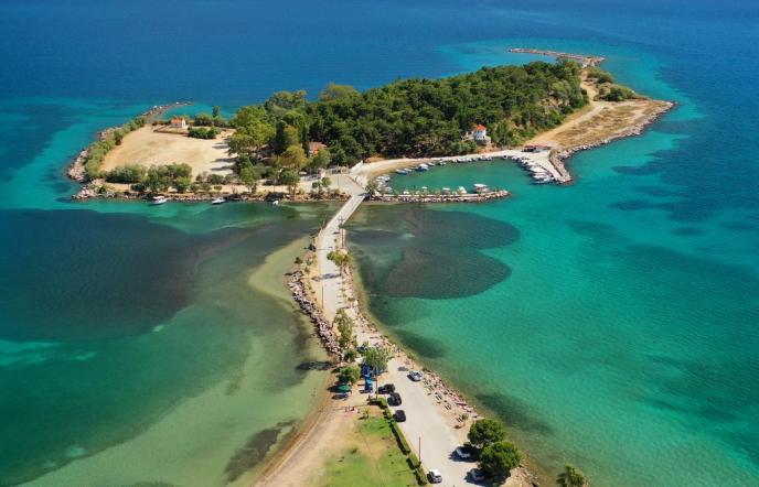 Το άγνωστο «Νησί των Ονείρων» μόλις 2 ώρες από την Αθήνα