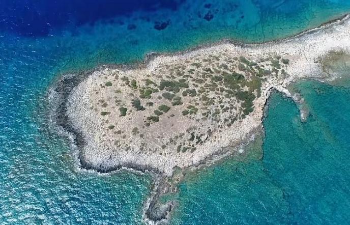 Αυτό είναι το... δίδυμο αδερφάκι της Κύπρου στην Ελλάδα