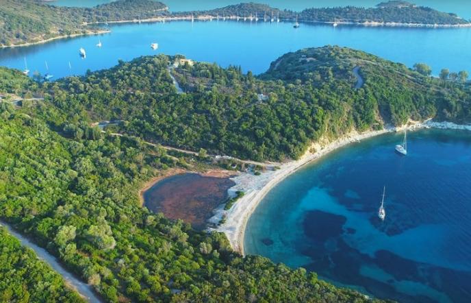 Το «μεγαλύτερο» μικρό νησί από ψηλά