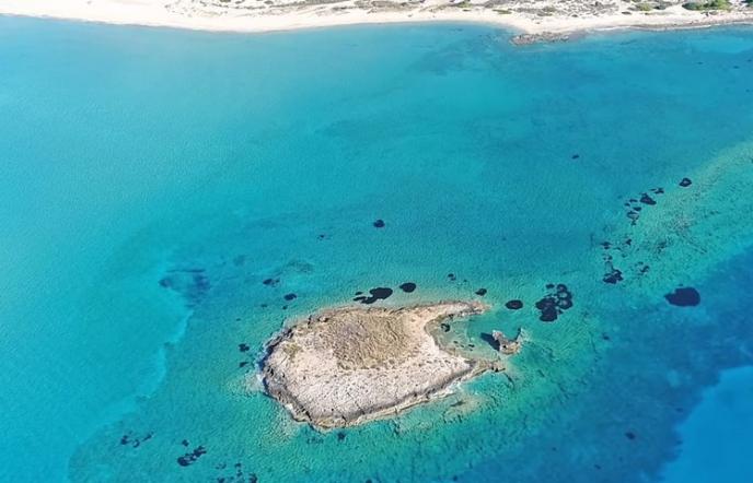Η βυθισμένη «Ατλαντίδα» στα εξωτικά νερά της Ελαφονήσου