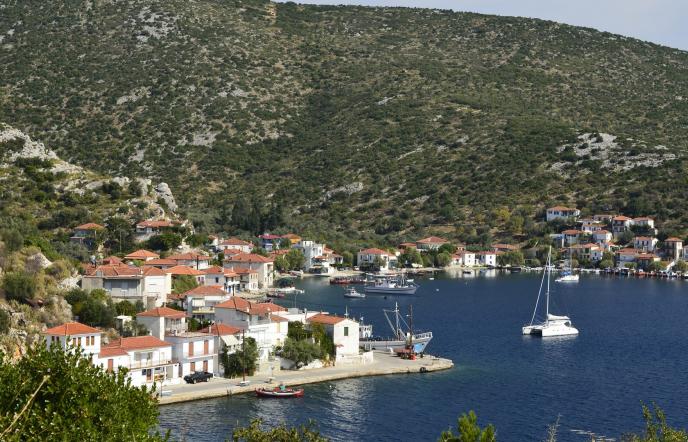 Αγία Κυριακή: Το γραφικό ψαροχώρι του Πηλίου που θυμίζει νησί
