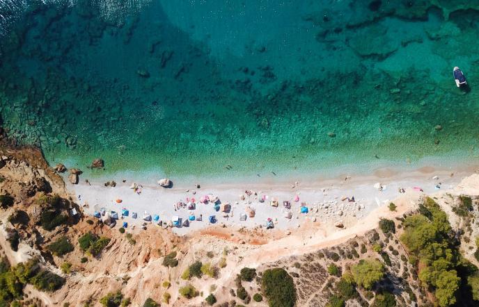 Νησιά Αργοσαρωνικού: Αυτές είναι οι καλύτερες παραλίες τους