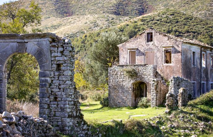 Παλιά Περίθεια: Το χωριό της Κέρκυρας που μάγεψε τον Guardian