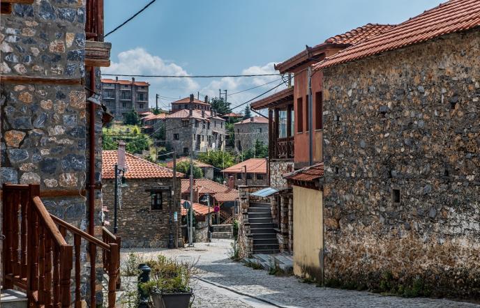 Παλαιός Άγιος Αθανάσιος: Απόδραση στην «Αράχωβα της Βόρειας Ελλάδας»