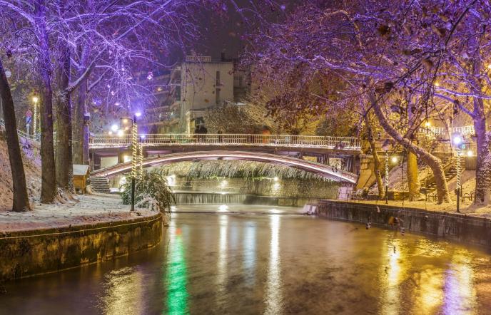 Τρίκαλα: Ταξίδι στην πιο χριστουγεννιάτικη πόλη της Ελλάδας