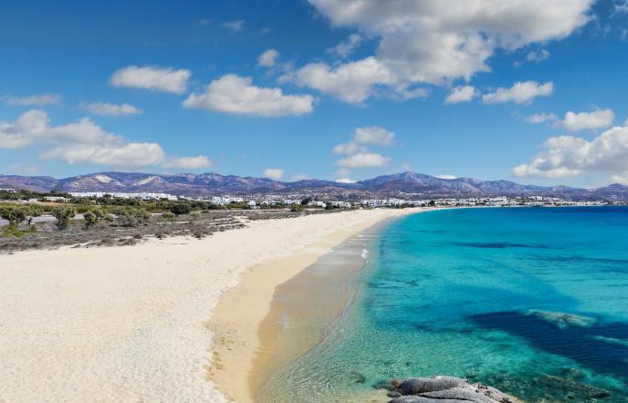 Telegraph: Τρεις ελληνικές παραλίες στις καλύτερες της Μεσογείου για οικογένειες