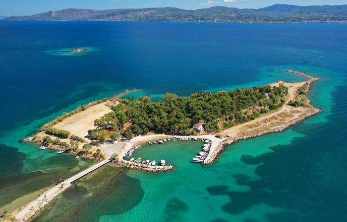 Πεζονήσι Ερέτριας: Το άγνωστο νησάκι που πας με τα πόδια