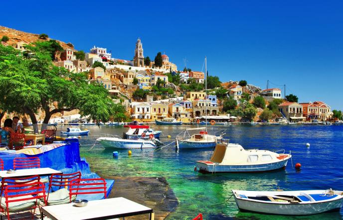 Σύμη: Το πολύχρωμο κόσμημα των Δωδεκανήσων