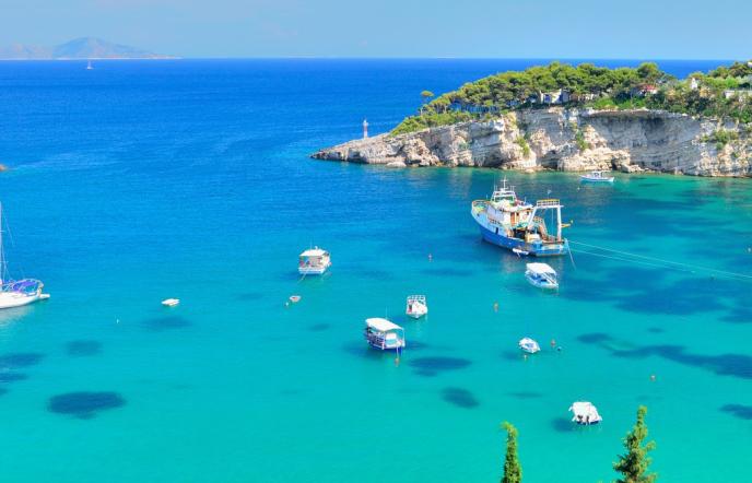Telegraph: 5 ψαγμένα ελληνικά νησιά για να πας τώρα
