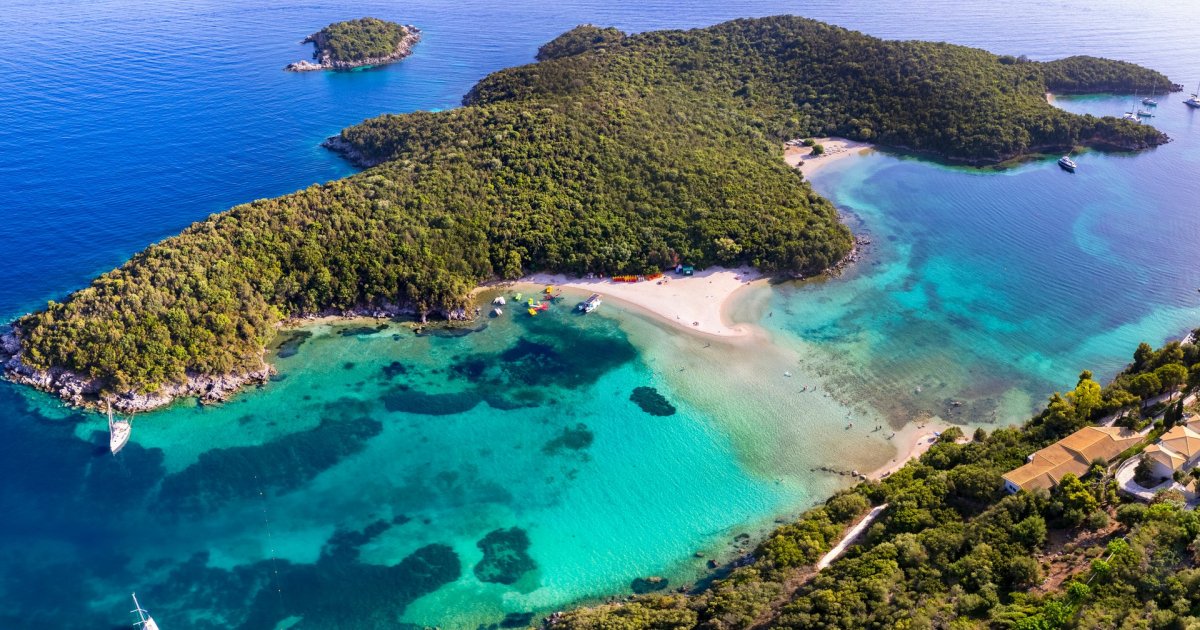 Τα Σύβοτα και οι ονειρεμένες παραλίες τους